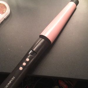 Remington 1 inch wand. Hair curler